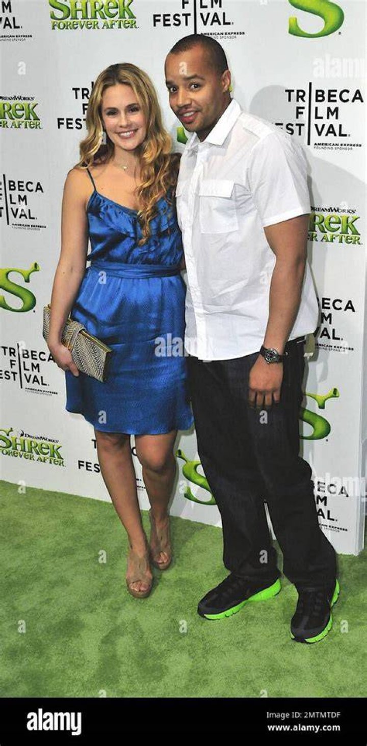 Donald Faison Lisa Askey Everything You Need To Know EveDonusFilm