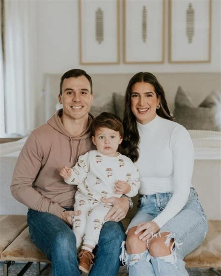 Her Husband, Parents & Net Worth