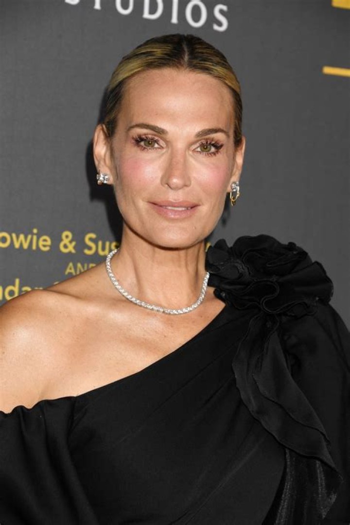 Molly Sims Style, Clothes, Outfits and Fashion• Page 7 of 12 • CelebMafia