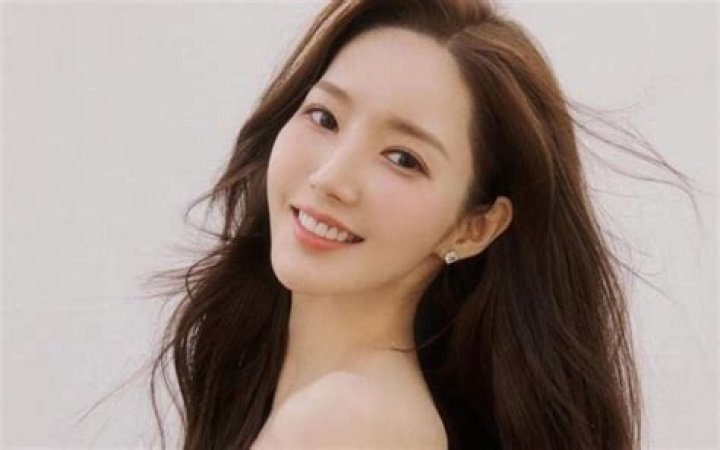 Park Min Young Reveals Why She Got Plastic Surgery