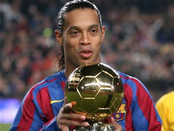 Ronaldinho featured as a guest artist in new Latin dance single