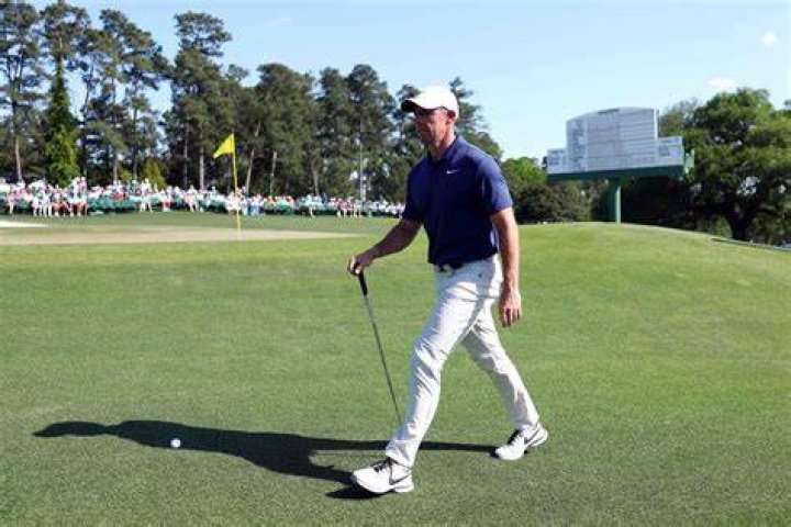 Rory McIlroy Height How Tall is the Golf Superstar? Nick Lachey