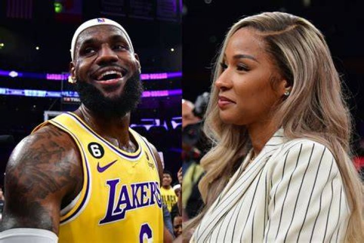 See LeBron James and Wife Savannah’s Sweetest Moments With Their 3 Kids