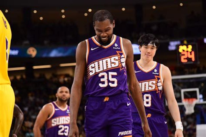 Suns Kevin Durant's 7word response on facing Kyrie Irving, Mavs