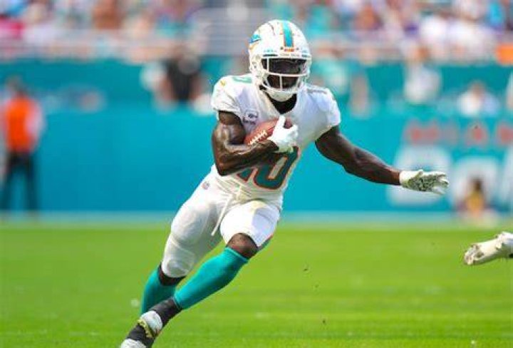 Tyreek Hill Under Fire For Jokingly Pretending To Commit Domestic