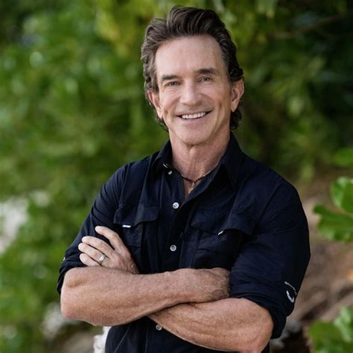 Who Is Jeff Probst's Wife, Lisa Ann Russell?