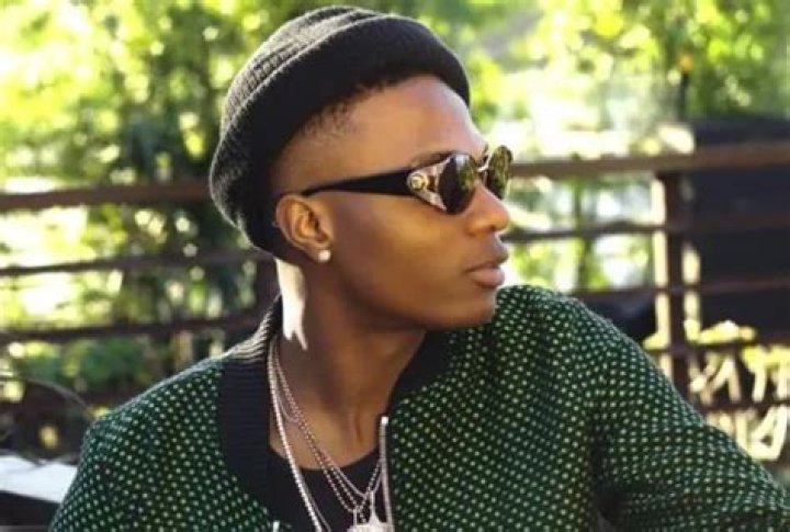 Wizkid Net Worth His Son, Girlfriends and Many Untold Truth